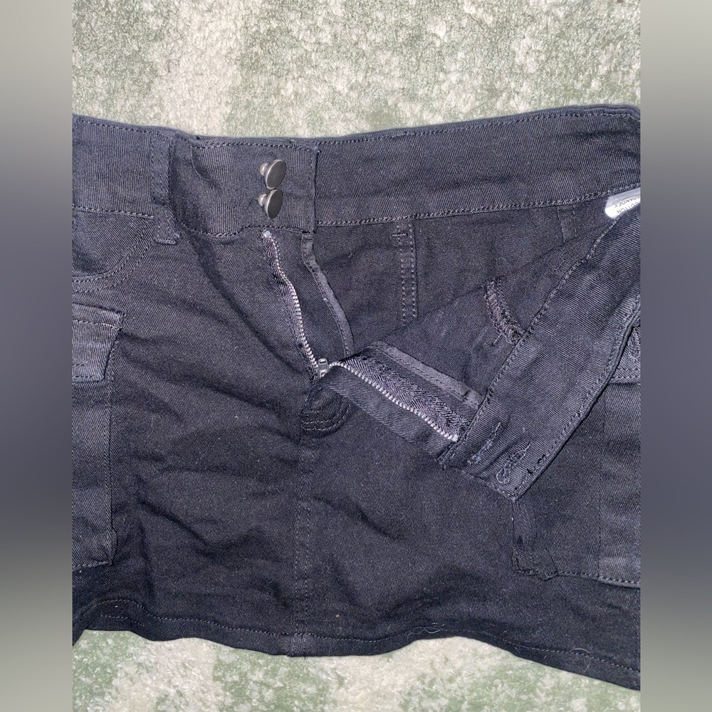 Black cargo mini skirt